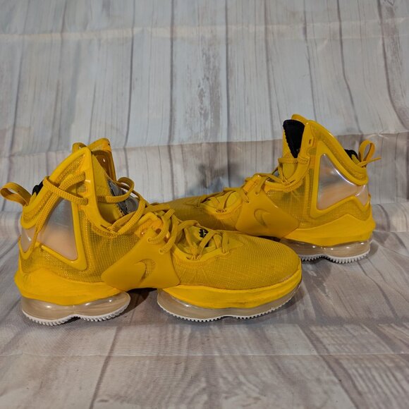 Nike LeBron 19 - Men's Yellow-Gold CZ0203-700 19 Men's Basketball Shoes Size 11 - Picture 12 of 16